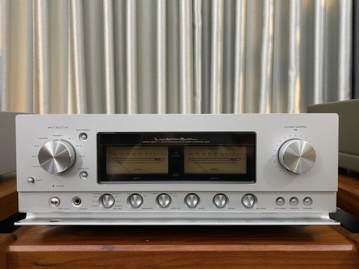 LUXMAN L-590A mat truoc