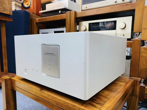 Pow LUXMAN M-800A