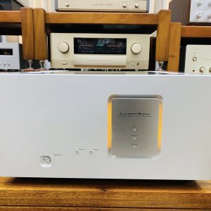 LUXMAN M-800A mat truoc