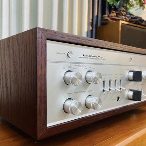 LUXMAN Lx-32u goc trai
