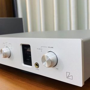 LUXMAN DA-200 goc phai