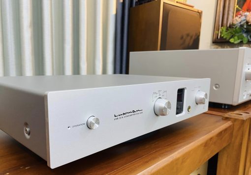 LUXMAN DA-200 goc trai