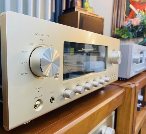 LUXMAN L505u Gold mat trai