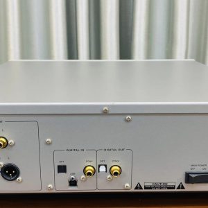 LUXMAN D-05u mat sau