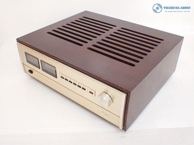 Accuphase E-302 mat tren