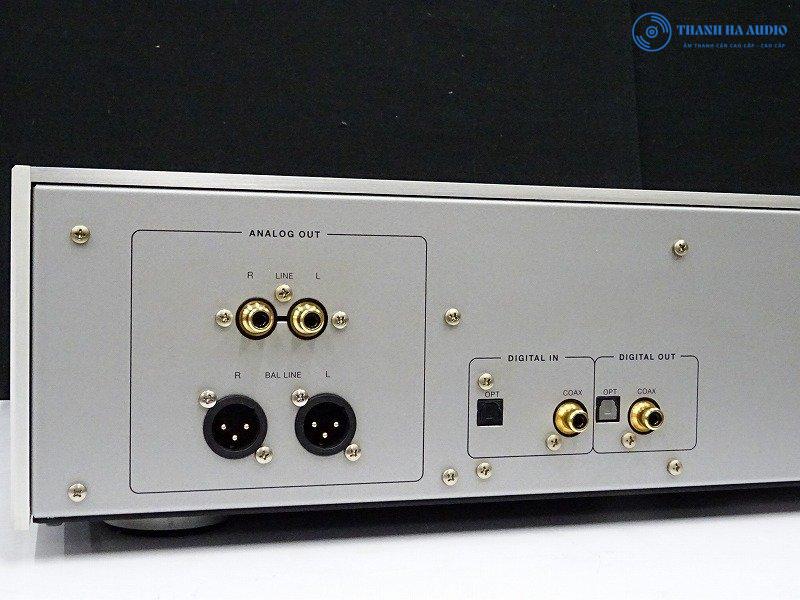 Luxman D06 mat sau 1