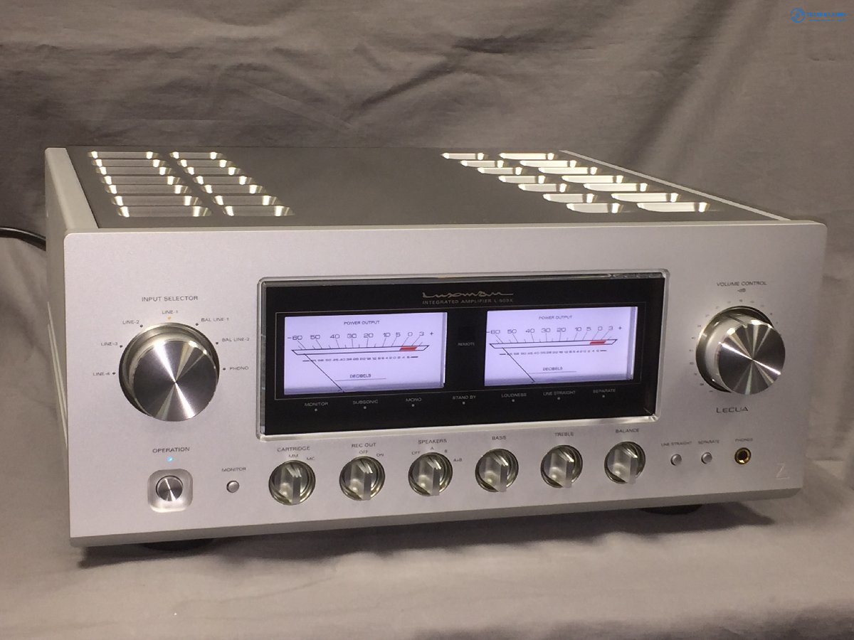 Luxman L-509X mat truoc