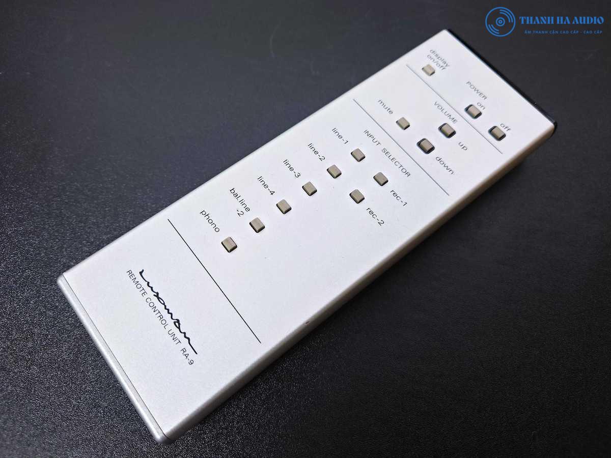 Luxman L-550AII dieu khien