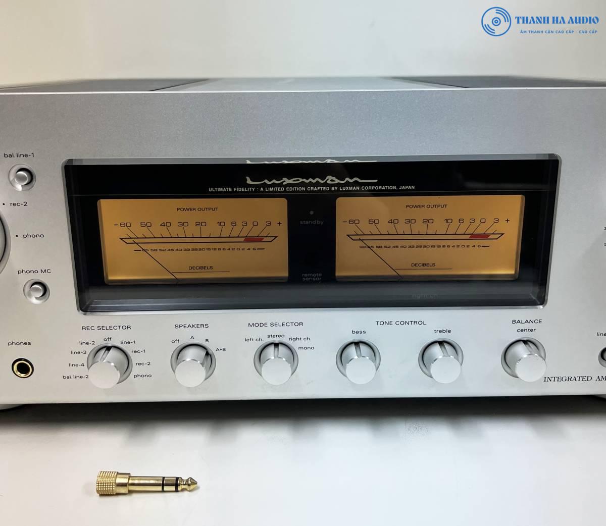 Luxman L-550AII dong ho vu va cac nut tinh chinh