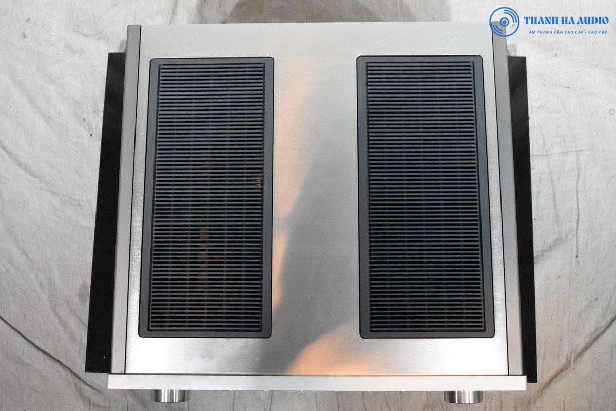 Luxman L-590AX lap lung