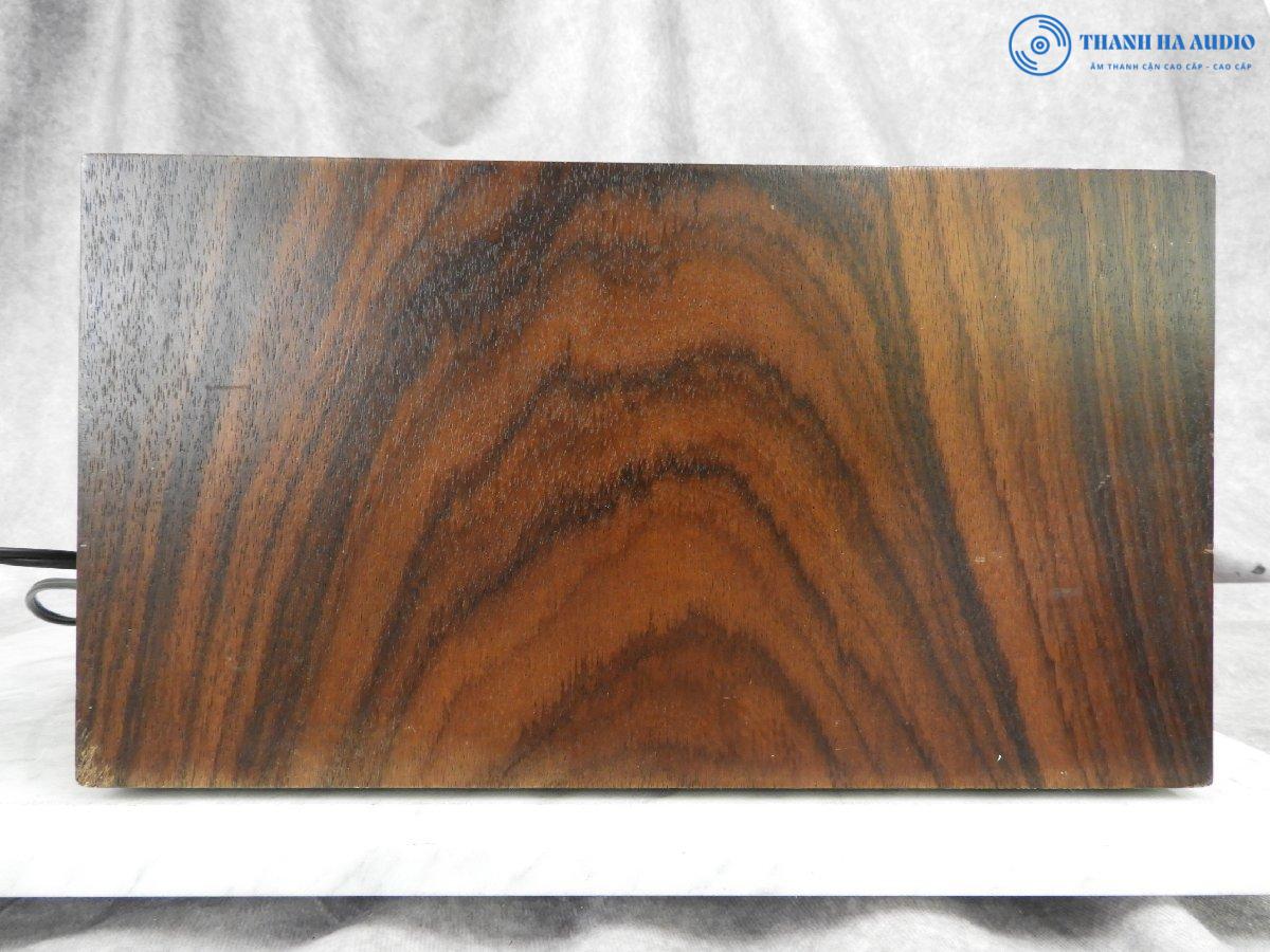 Luxman L309V canh ben