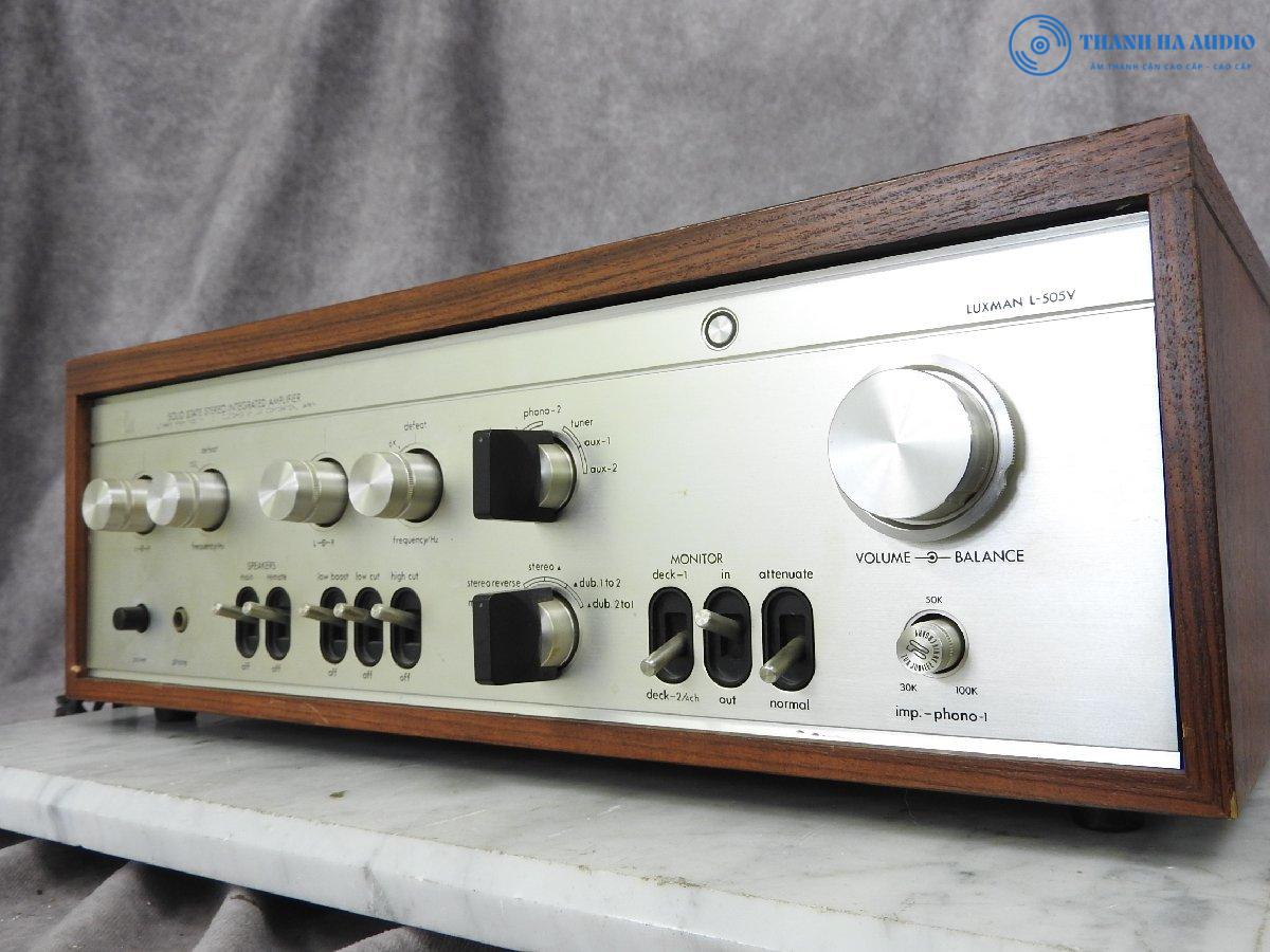 Luxman L505V goc phai