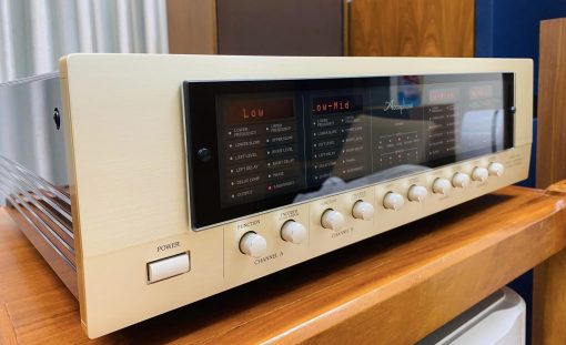 Accuphase DF 45 mat truoc ben trai