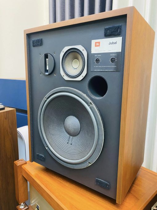 JBL L65 Jubal mat truoc phai